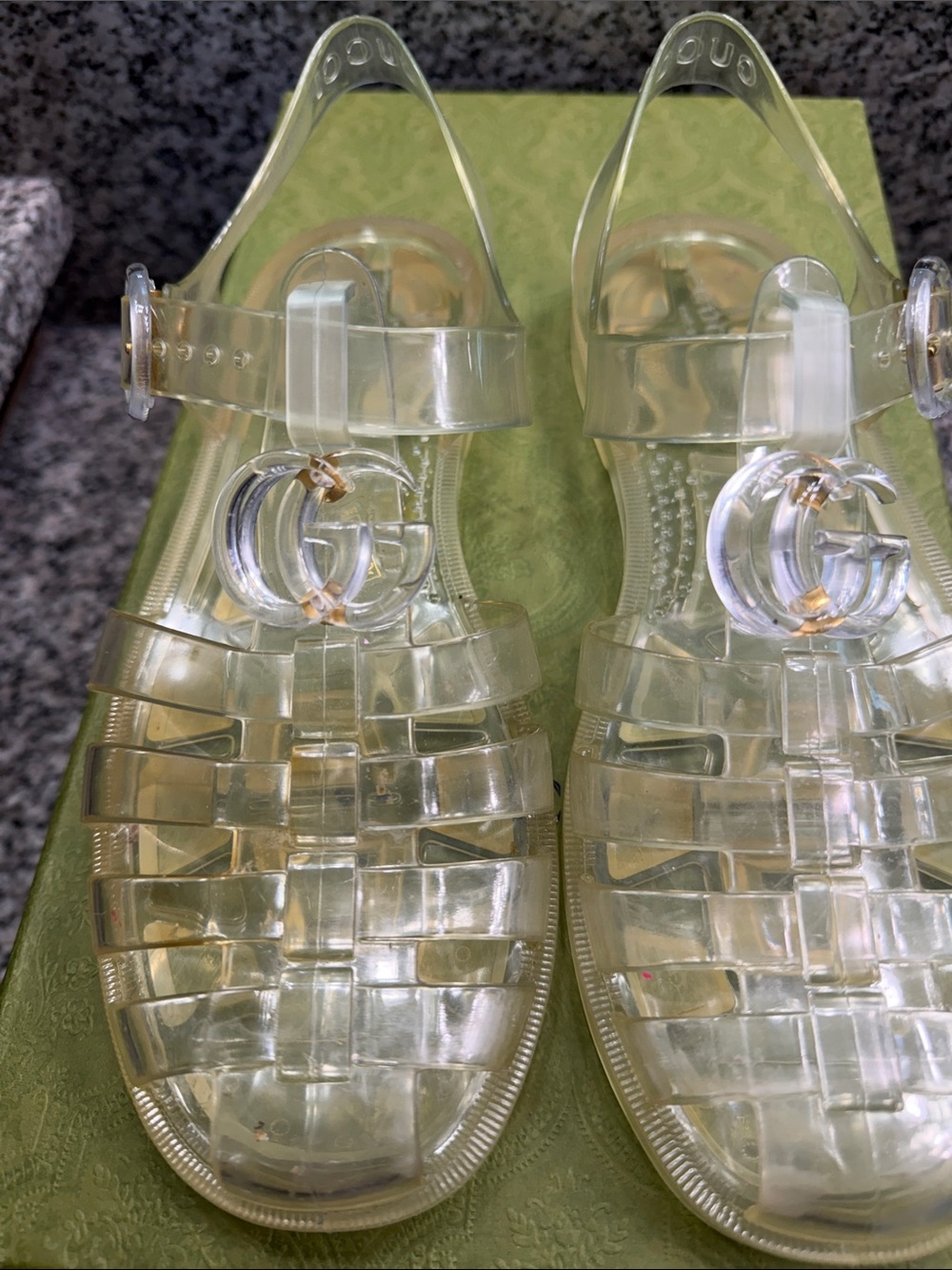 Gucci Clear Jelly Logo Fisherman Sandals - Transparent
